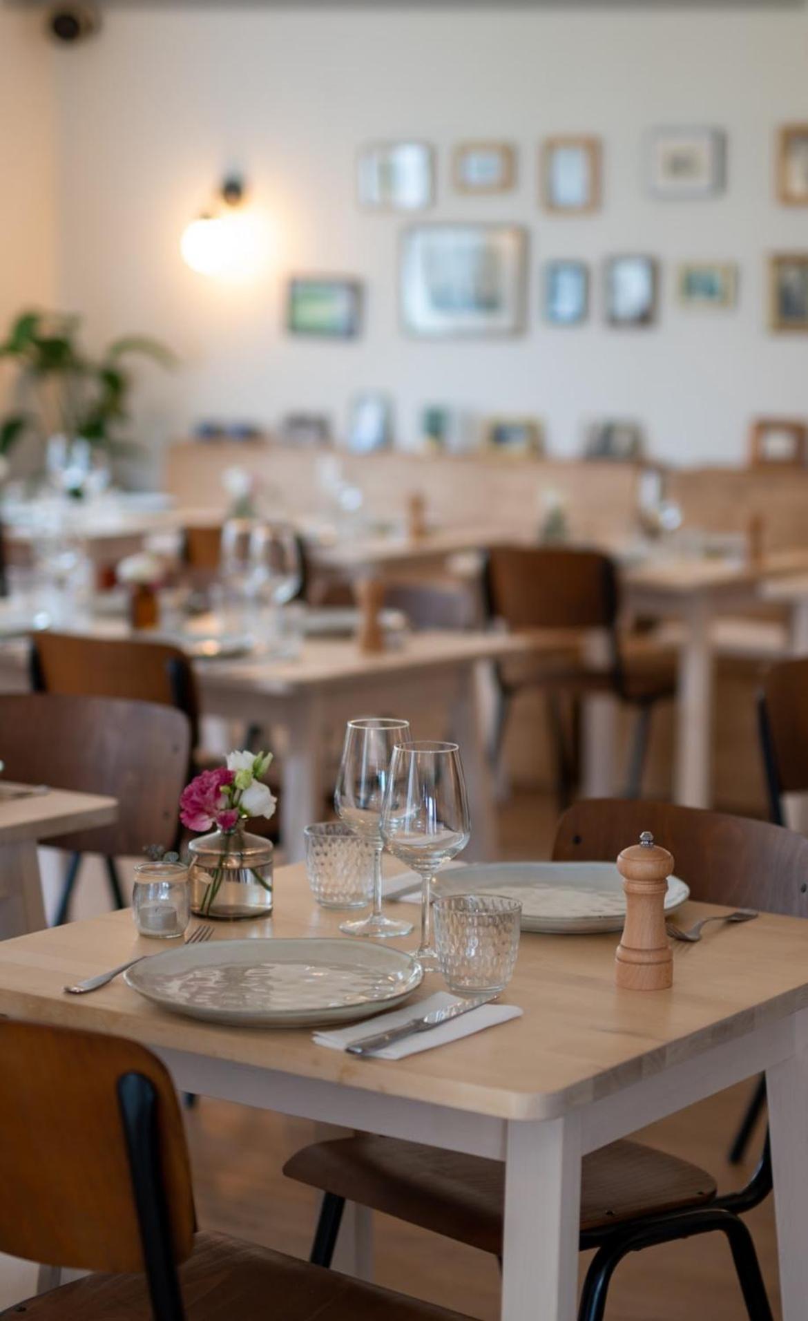 Hotel Restaurant La Voile Bleue Hotel 2*